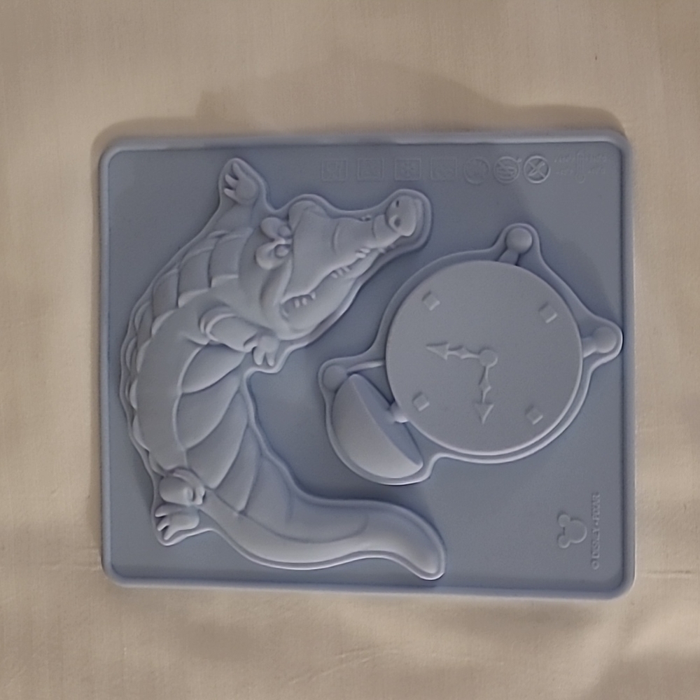 NWOT Disney's cookie cutter, blue, 5.5"x5"